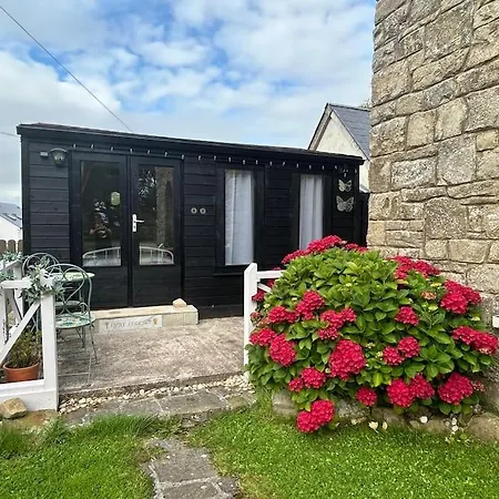 The Creevy Cabin * Ballure